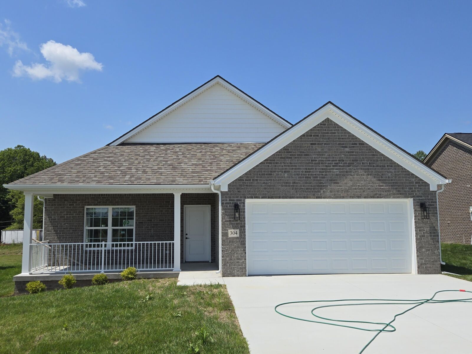 Property Photo: 304 Cinchpost Circle KY 40744