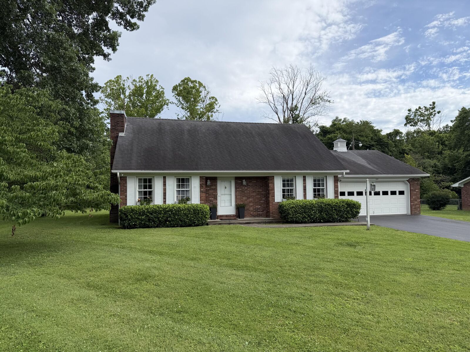 Property Photo:  168 Geneva Avenue  KY 40336 