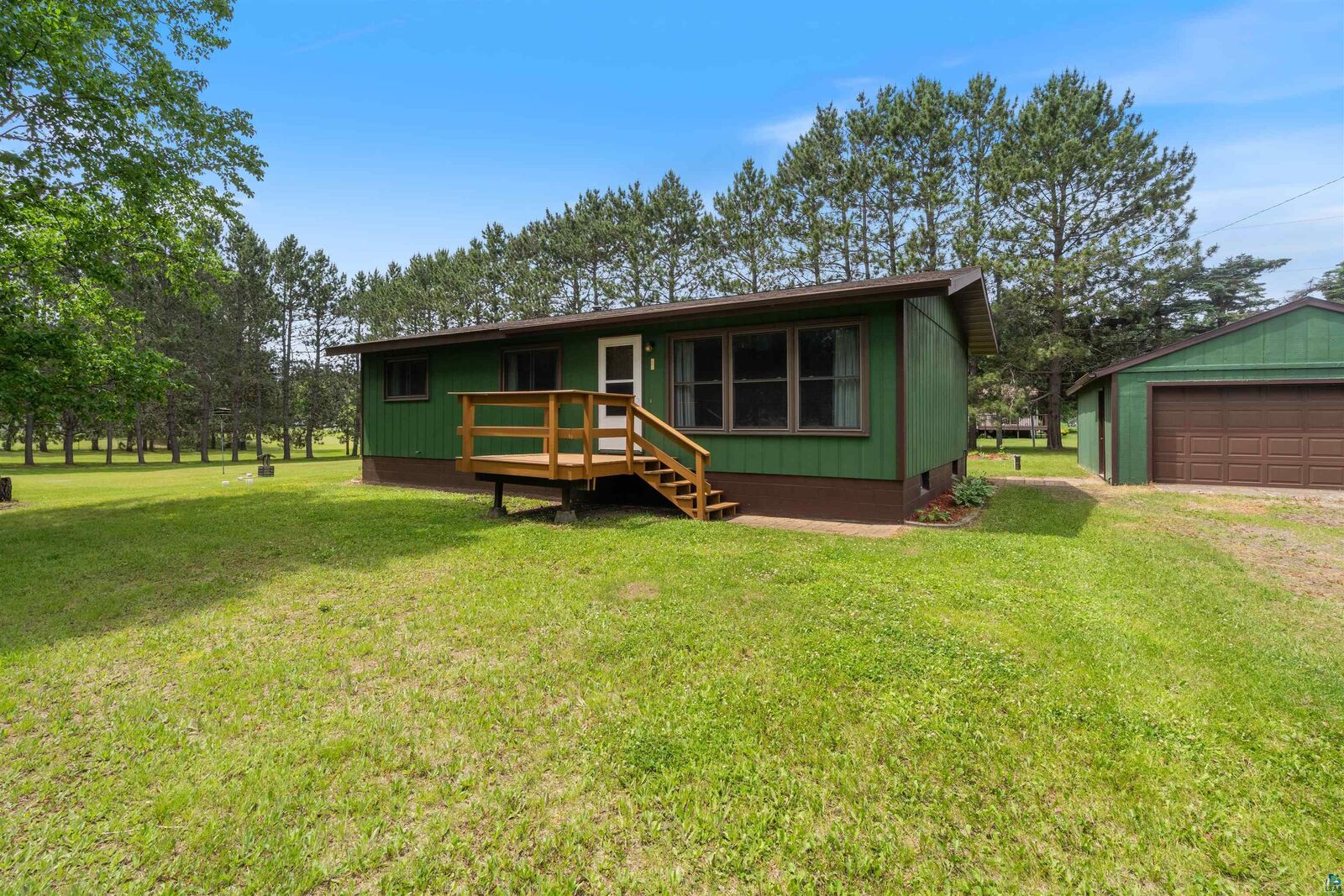 Property Photo:  1311 Robin St  MN 55720 