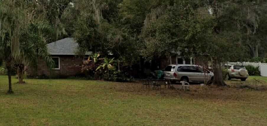 Property Photo: 1616 Carson Drive FL 33810