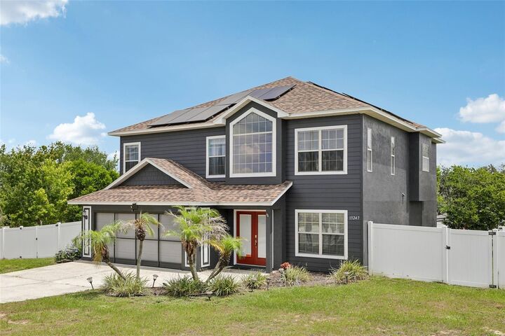 Property Photo:  13247 Casa Verde Circle  FL 34705 