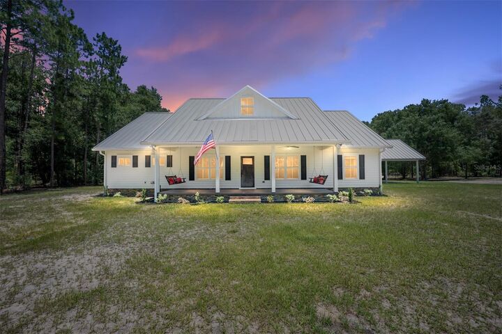 Property Photo:  357 SW Conestoga Way  FL 32038 