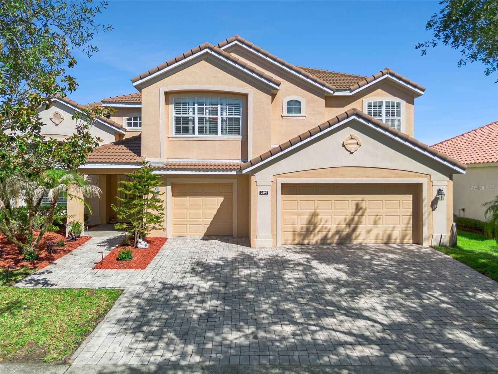 Property Photo: 2496 Baronsmede Court FL 34787