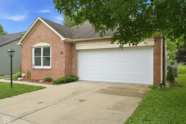 Property Photo:  7762 Park North Lake Drive  IN 46260 
