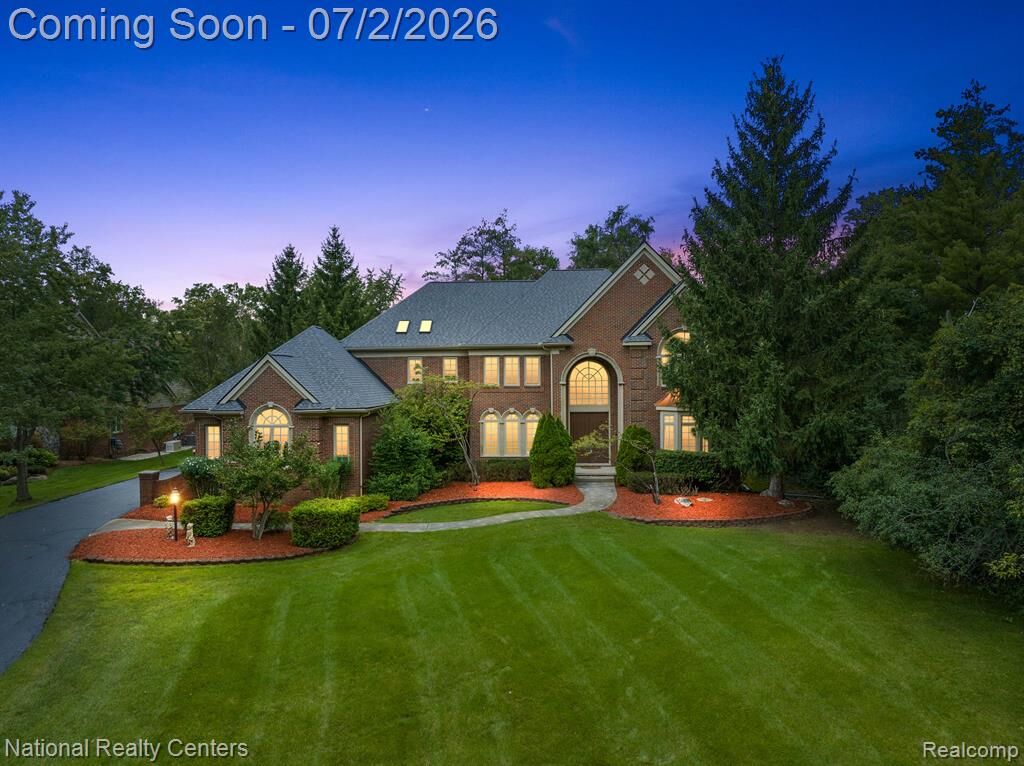 Property Photo:  30055 Forest Drive  MI 48025 1580 