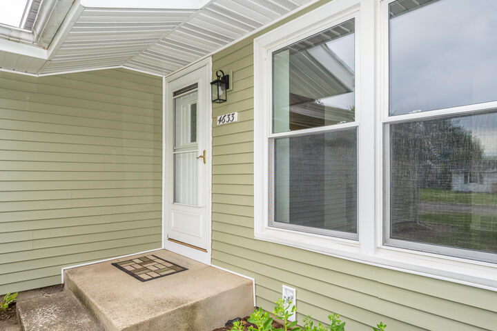 Property Photo:  4633 Vista Drive  MI 49106 