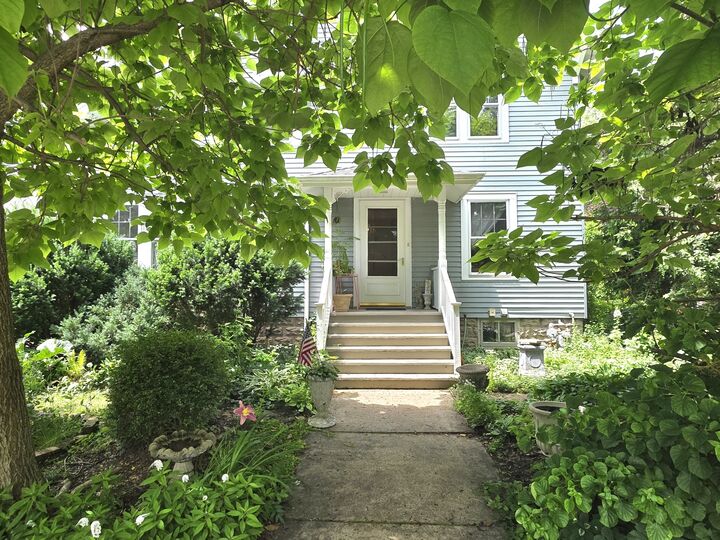 Property Photo:  138 Hickory Street  IL 60423 