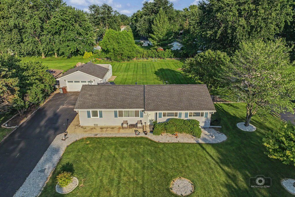 Property Photo:  2522 Von Esch Road  IL 60431 