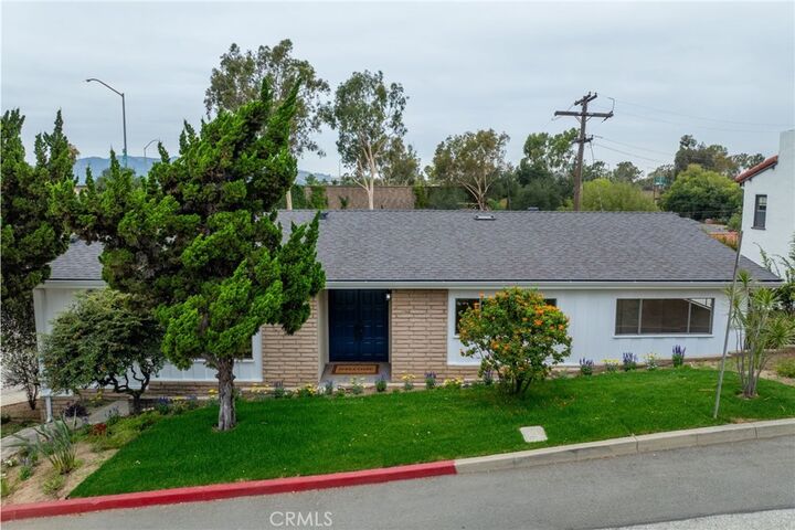 Property Photo: 443 Woodbury CA 91206