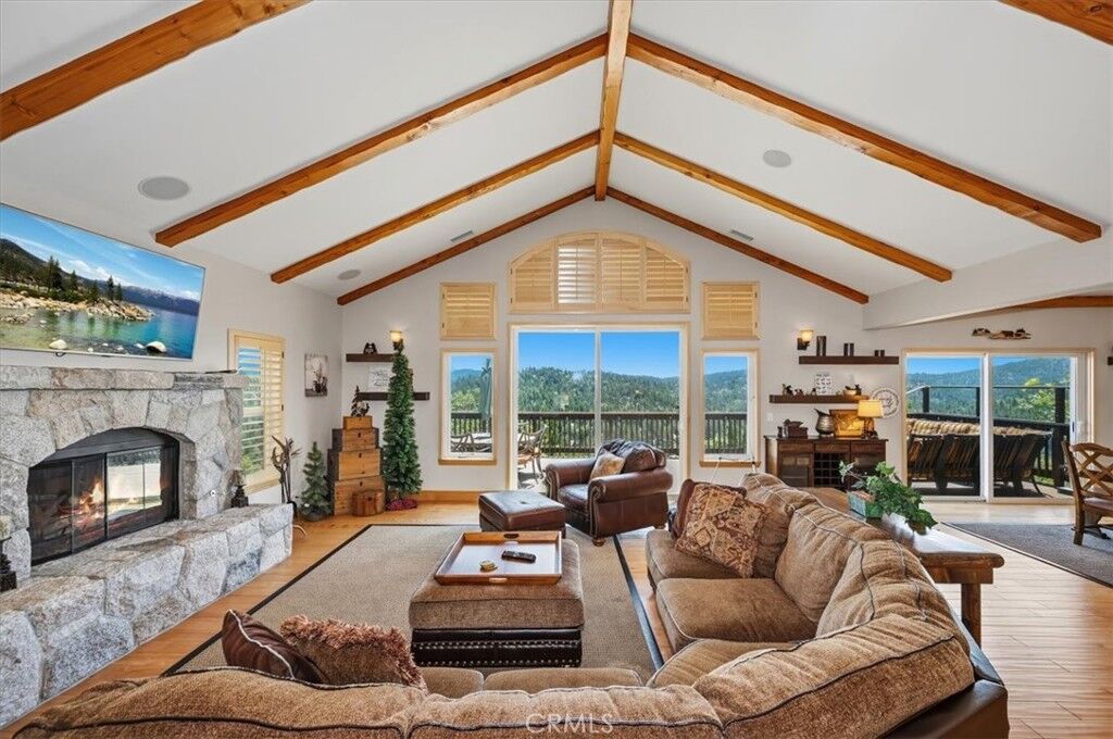 Property Photo:  885 Del Norte  CA 92352 