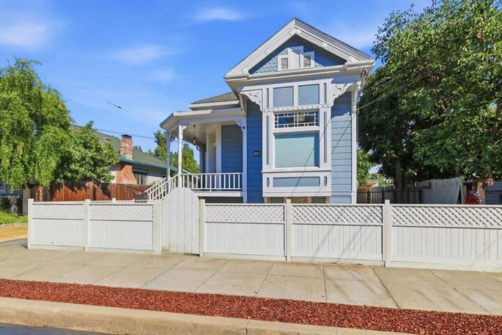 Property Photo:  42 Union Street  CA 95110 