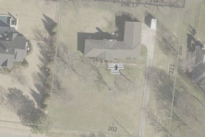 Property Photo: 914 Waterswood Dr TN 37220
