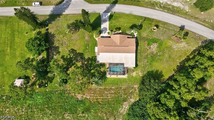 Property Photo:  711 Mirror Lakes Drive  FL 33974 