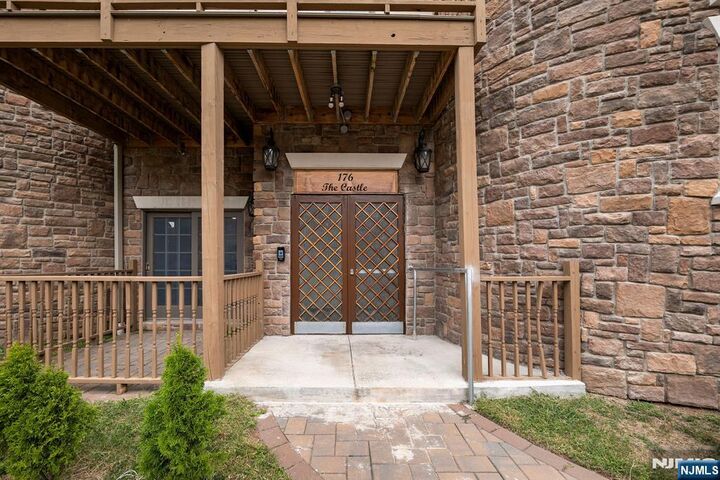 Property Photo: 176 Union Avenue 5 NJ 07070
