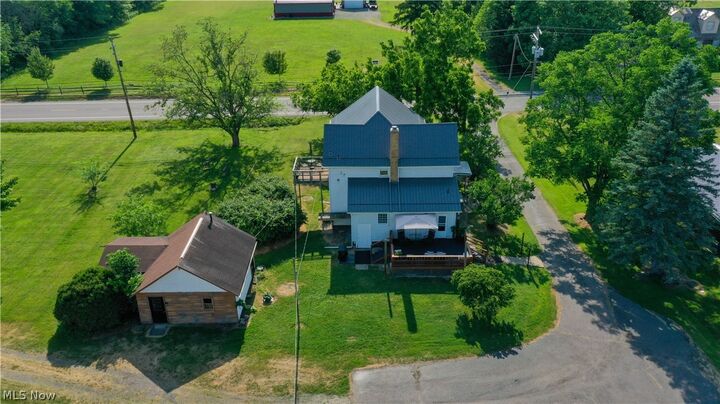 Property Photo: 461 S Salem Warren Road OH 44451