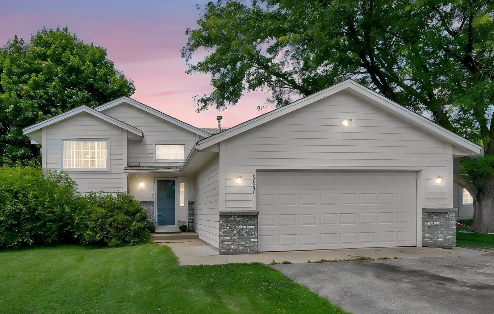 Property Photo: 16467 Godson Drive MN 55044
