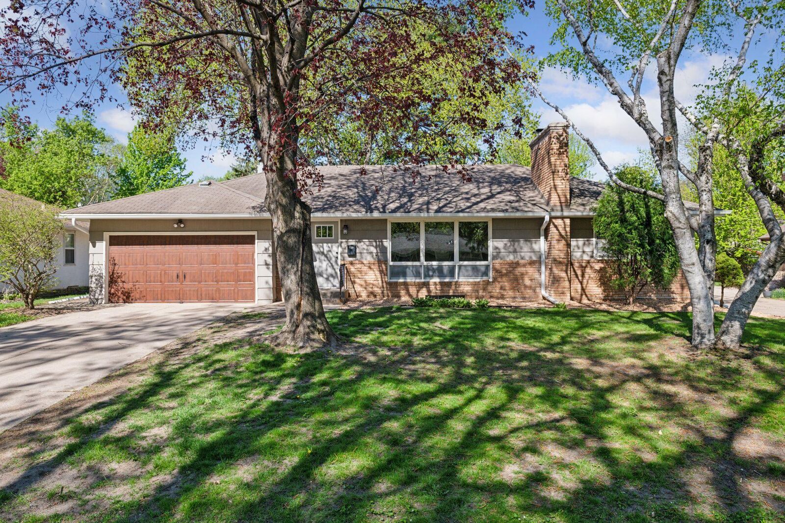 Property Photo:  6416 Wilryan Avenue  MN 55439 