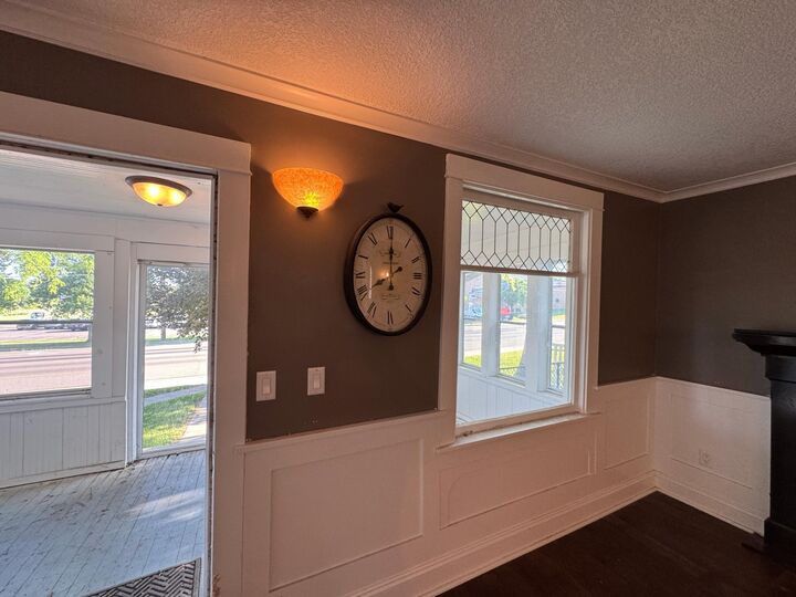 Property Photo:  43 Central Avenue W  MN 55376 
