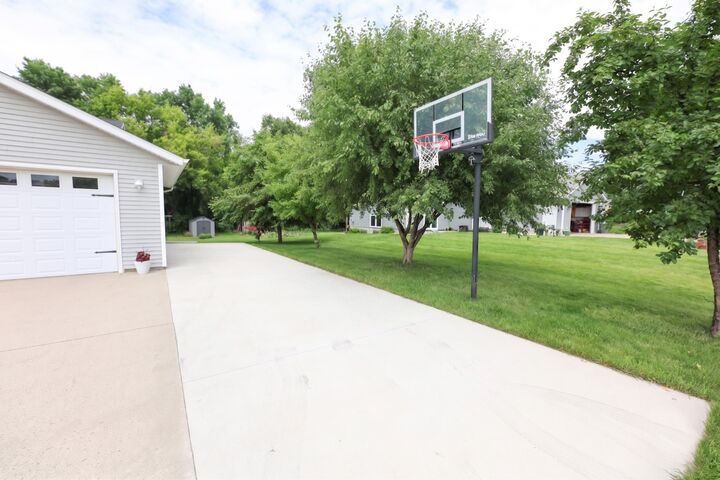 Property Photo:  2501 Shadow Lane SE  MN 56308 