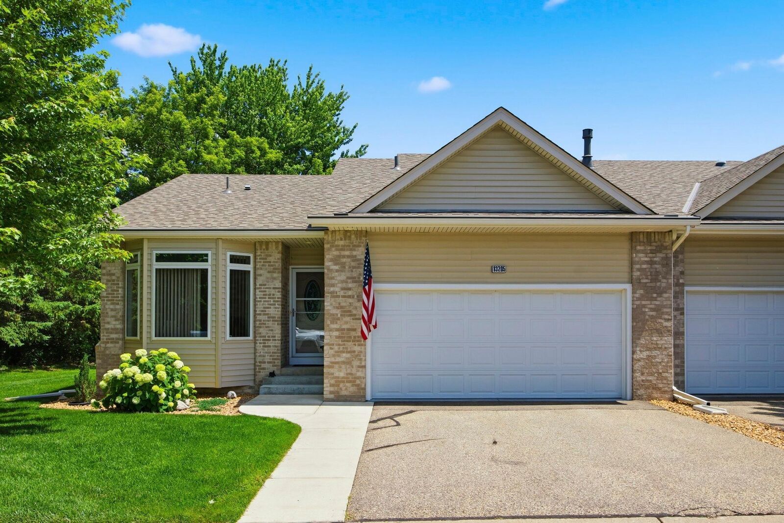 Property Photo:  13205 Galena Way  MN 55124 