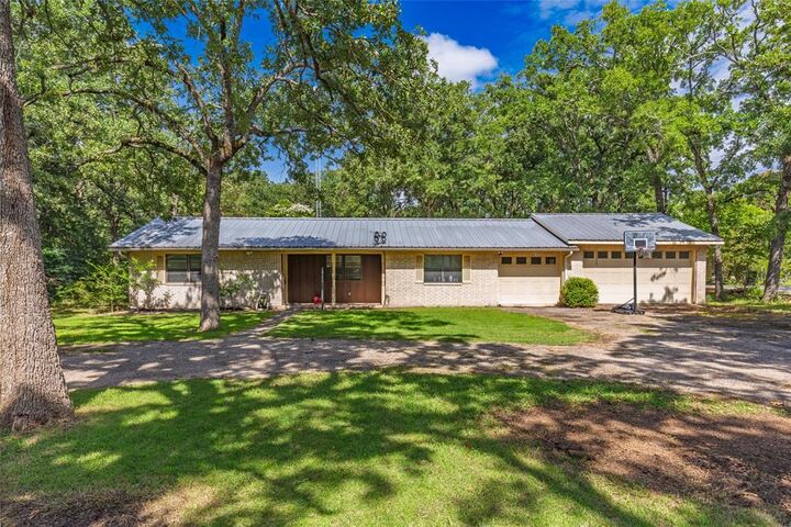 Property Photo: 4177 County Road 3321 TX 75402