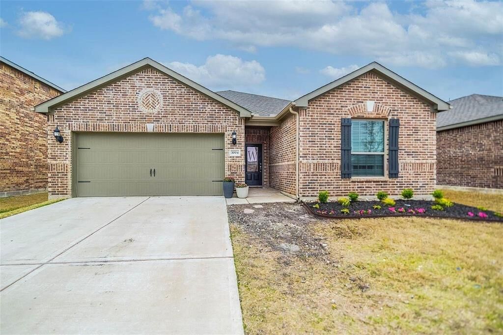 Property Photo: 3004 Parker Road TX 75409