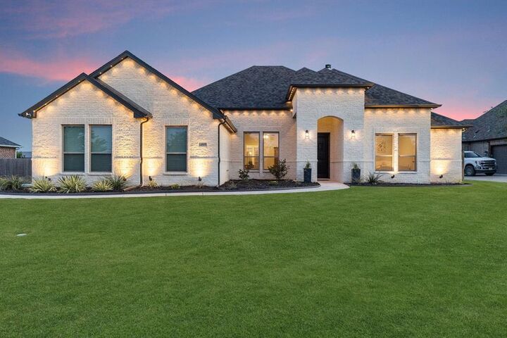 Property Photo:  14809 Brown Fox Street  TX 76247 