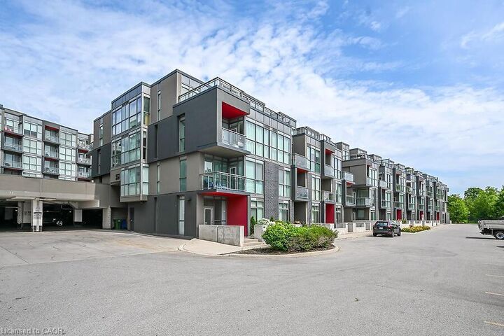 Property Photo: 5220 Dundas Street 508 ON L7L 0J4