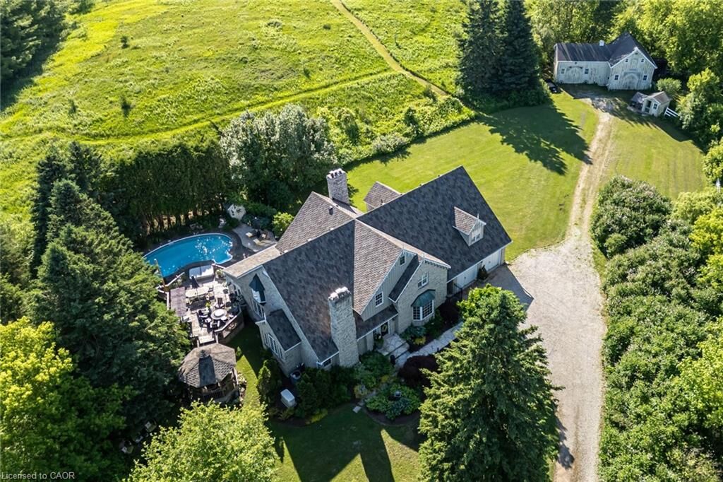 Property Photo: 2134 Maplewood Road ON N0B 2M0
