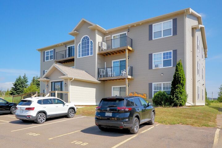 Property Photo: 55 Glen Stewart Drive 108 PE C1B 2A8