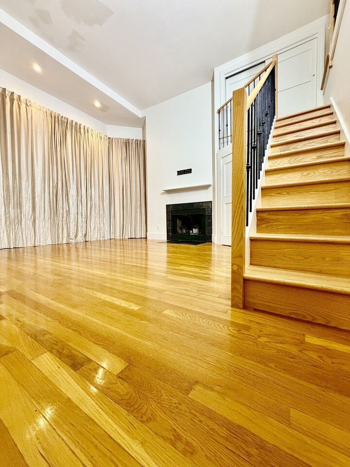 Property Photo: 328 Dartmouth St 8 MA 02116