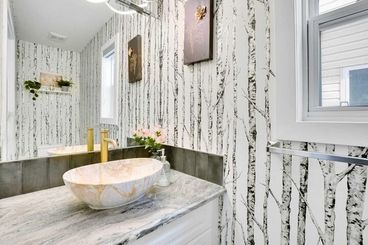 Property Photo:  151 Saddlehorn Close NE  AB T3J 5C6 