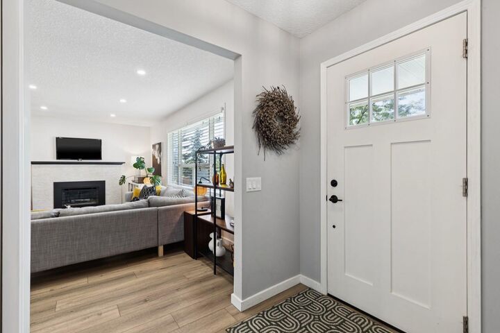 Property Photo:  716 Cantree Road SW  AB T2W 2L5 