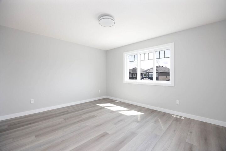 Property Photo: 189 Dafoe Way AB T9K 0Z8