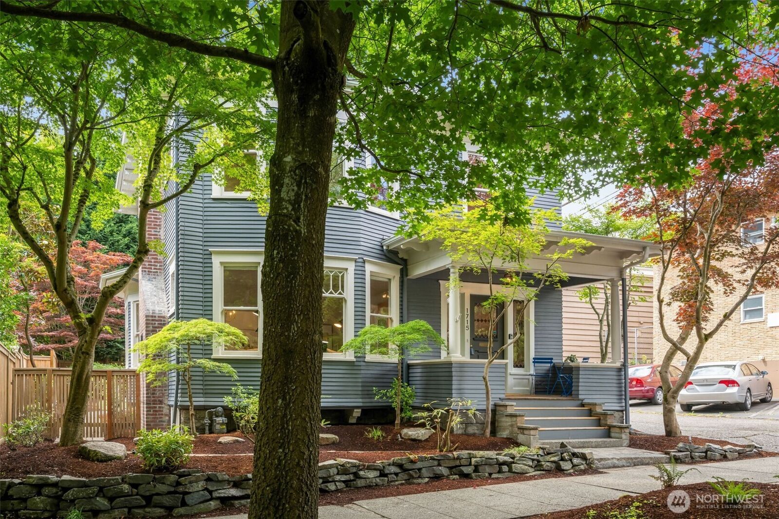 Property Photo:  1715 E Mercer Street  WA 98112 