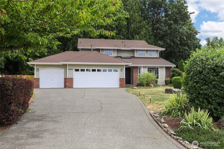 Property Photo:  10411 SE 187th Court  WA 98055 