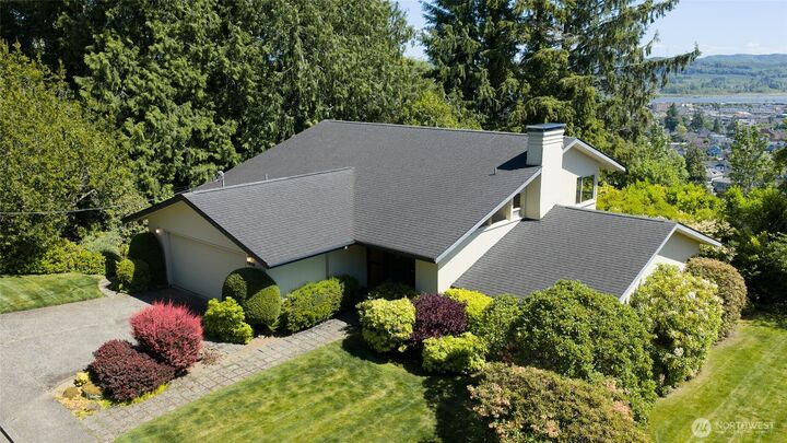 Property Photo:  1300  Bel Aire Avenue  WA 98520 