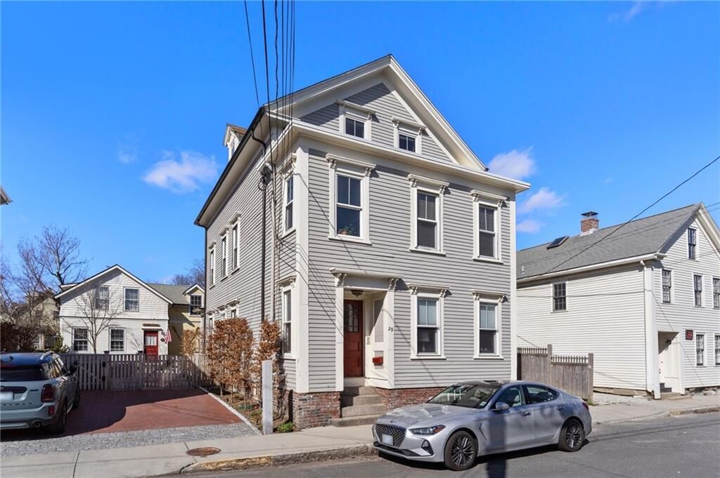 Property Photo:  29 Marsh Street 3  RI 02840 