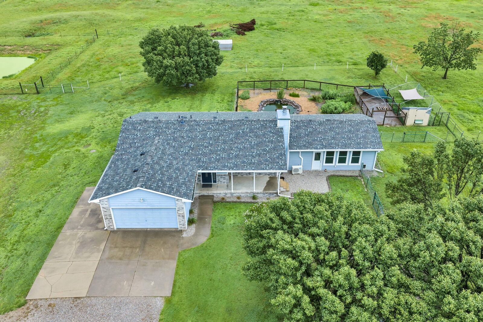 Property Photo:  5842 S Joel  KS 67037 