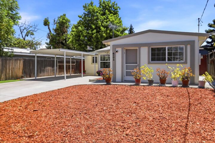 Property Photo:  421 Burgoyne Street  CA 94043 