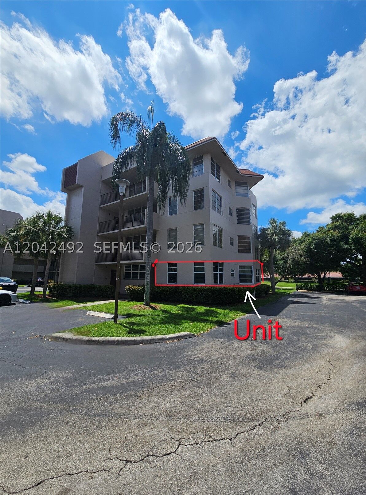 Property Photo:  9520 Seagrape Dr 106  FL 33324 