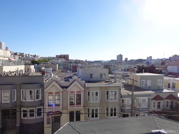 Property Photo:  1326 Vallejo Street  CA 94109 