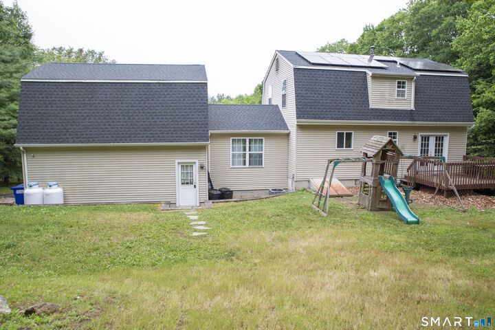 Property Photo:  35 Pheasant Run Road  CT 06378 