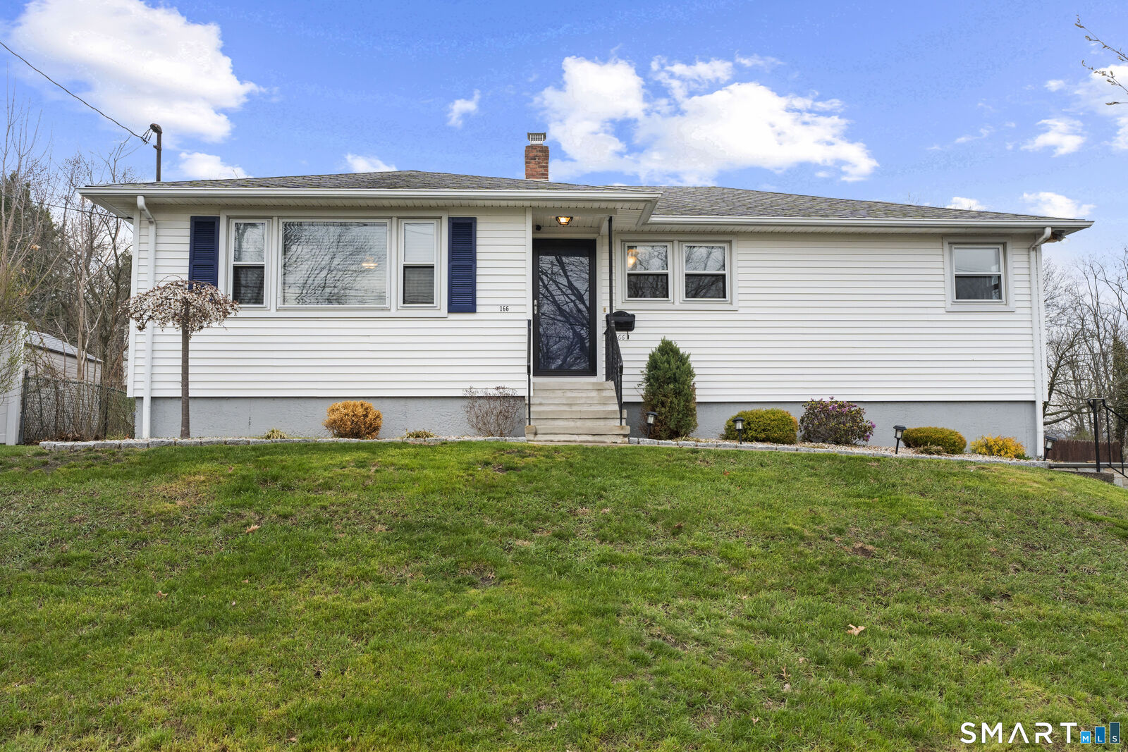 Property Photo: 166 Hall Street CT 06512