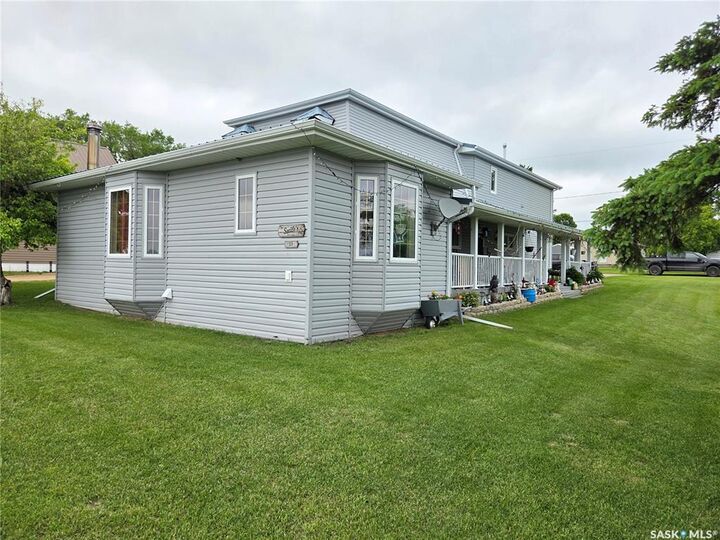 Property Photo:  15 Adelaide Street  SK S0C 1R0 