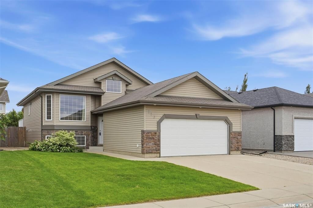 Property Photo: 223 Trimble Lane SK S7W 0C9
