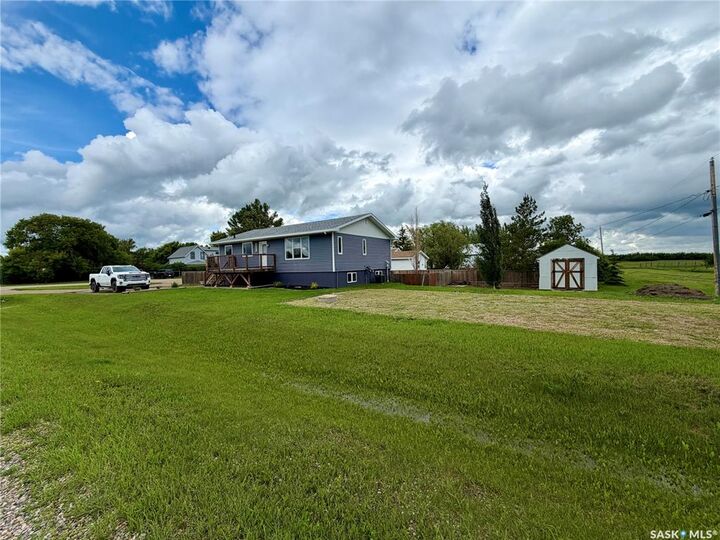 Property Photo:  4 Saskatchewan Avenue  SK S0H 4C0 