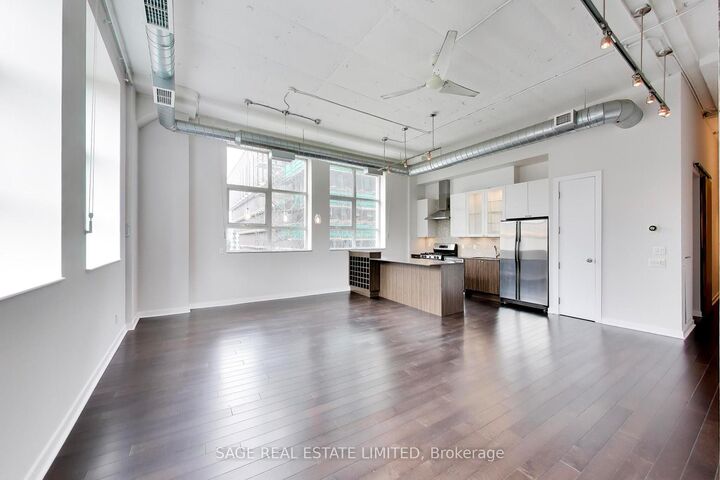 Property Photo: 155 Dalhousie Street 521 ON M5B 2P7