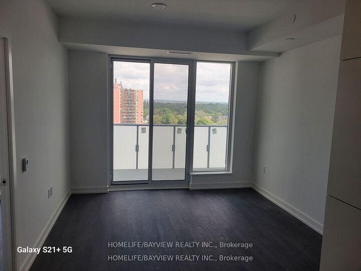 Property Photo:  7 Golden Lion Heights N1012  ON M2M 0C1 