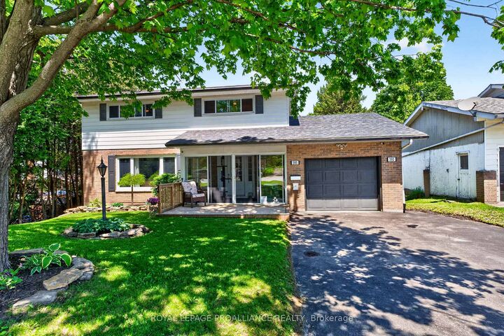 Property Photo:  393 Stewart Boulevard  ON K6V 6C7 